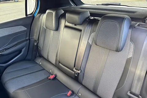 MD22VFW PEUGEOT 308 1.2 PureTech Allure Premium EAT Euro 6 (s/s) 5dr Thumbnail #19