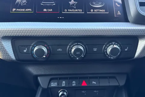 KT74RFK Audi A1 S line 30 TFSI  116 PS S tronic Thumbnail #23