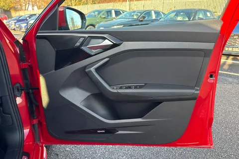 KT74RFK Audi A1 S line 30 TFSI  116 PS S tronic Thumbnail #42