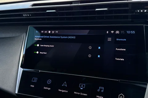 MD22VFW PEUGEOT 308 1.2 PureTech Allure Premium EAT Euro 6 (s/s) 5dr Thumbnail #46