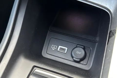 MD22VFW PEUGEOT 308 1.2 PureTech Allure Premium EAT Euro 6 (s/s) 5dr Thumbnail #53