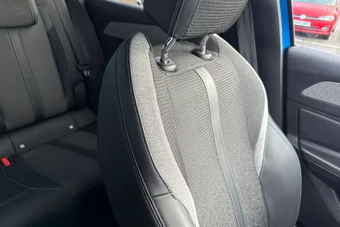 MD22VFW PEUGEOT 308 1.2 PureTech Allure Premium EAT Euro 6 (s/s) 5dr Thumbnail #58