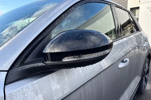 KY75RYU Volkswagen T-Roc 2.0 TSI 300 4MOTION R Black Edition 5dr DSG ⭐Discover navigation pro⭐ Thumbnail #35