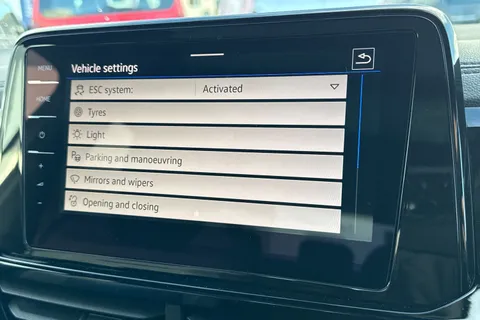 KY75RYU Volkswagen T-Roc 2.0 TSI 300 4MOTION R Black Edition 5dr DSG ⭐Discover navigation pro⭐ Thumbnail #57