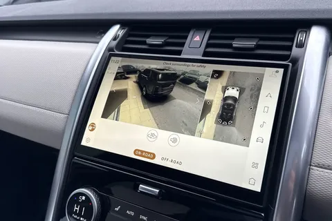 13 of 49 for Land Rover Discovery 3.0 D300 Dynamic HSE 5dr