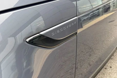 29 of 49 for Land Rover Discovery 3.0 D300 Dynamic HSE 5dr