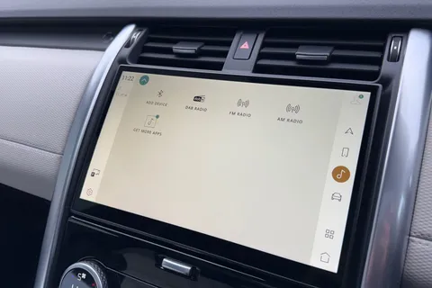 34 of 49 for Land Rover Discovery 3.0 D300 Dynamic HSE 5dr