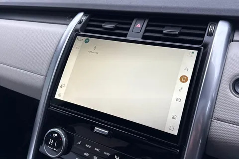 35 of 49 for Land Rover Discovery 3.0 D300 Dynamic HSE 5dr