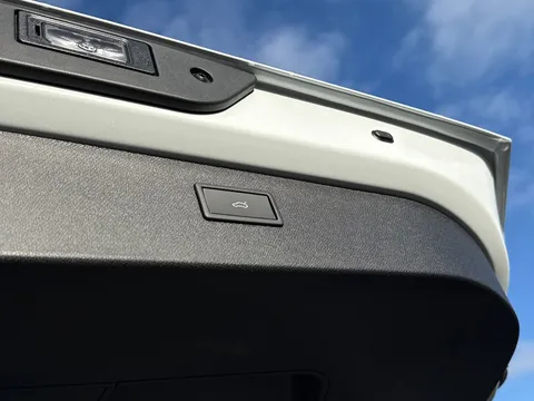 DH25HBF CUPRA Formentor 1.5 eHybrid 204 V2 5dr DSG Thumbnail #30