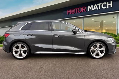 GJ21TZP Audi A3 1.5 TFSI 35 S line Sportback S Tronic Euro 6 (s/s) 5dr Thumbnail #4