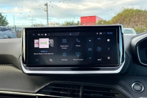 YP24HNK PEUGEOT 2008 1.2 PureTech Allure Euro 6 (s/s) 5dr Thumbnail #12