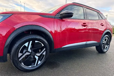 YP24HNK PEUGEOT 2008 1.2 PureTech Allure Euro 6 (s/s) 5dr Thumbnail #28