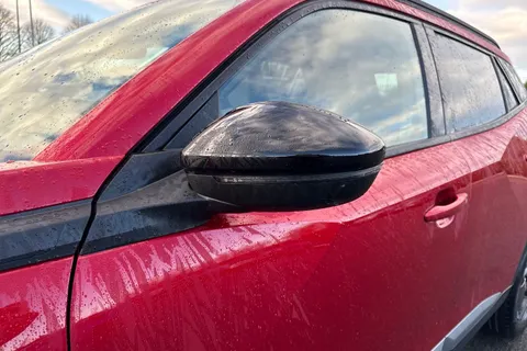 YP24HNK PEUGEOT 2008 1.2 PureTech Allure Euro 6 (s/s) 5dr Thumbnail #29