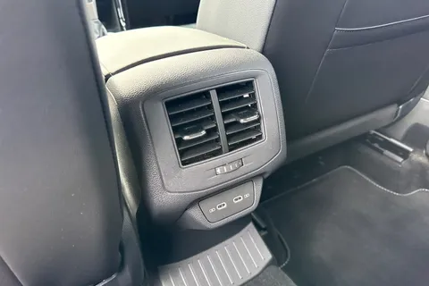 KP25HHO Volkswagen T-Roc 1.5 TSI R-Line 5dr DSG Thumbnail #37