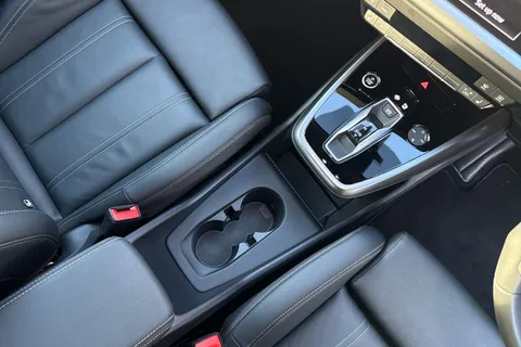 23 of 66 for Audi Q4 e-tron Q4 Sport 45 e-tron 210,00 kW