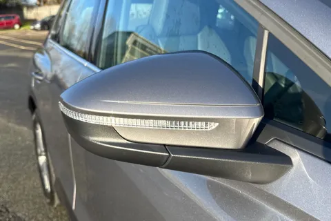 29 of 66 for Audi Q4 e-tron Q4 Sport 45 e-tron 210,00 kW