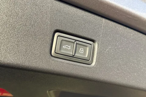 39 of 66 for Audi Q4 e-tron Q4 Sport 45 e-tron 210,00 kW