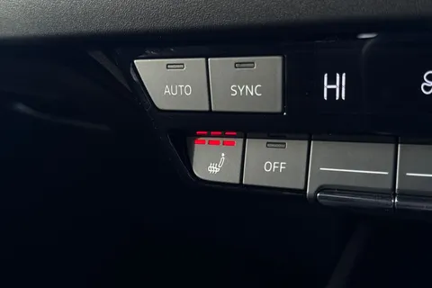 46 of 66 for Audi Q4 e-tron Q4 Sport 45 e-tron 210,00 kW