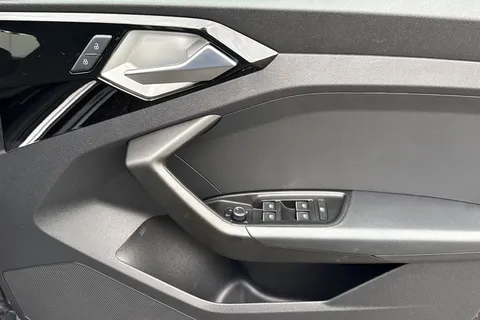 21 of 50 for Audi A1 1.0 TFSI 25 Sport Sportback Euro 6 (s/s) 5dr