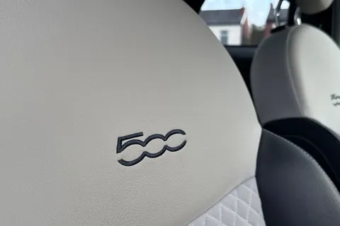 MX23SWW FIAT 500 1.0 MHEV Dolcevita Plus Euro 6 (s/s) 3dr Thumbnail #26