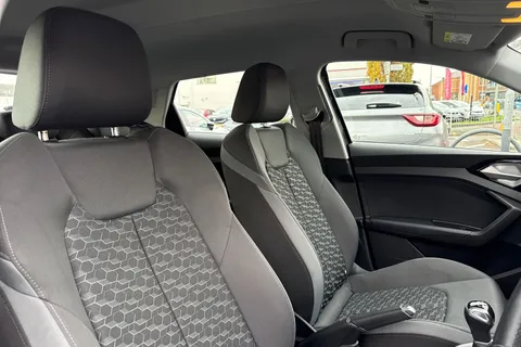 24 of 50 for Audi A1 1.0 TFSI 25 Sport Sportback Euro 6 (s/s) 5dr