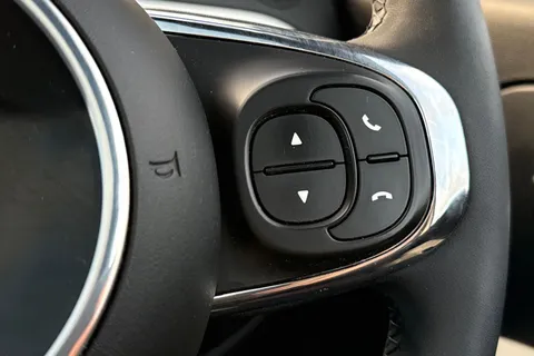 MX23SWW FIAT 500 1.0 MHEV Dolcevita Plus Euro 6 (s/s) 3dr Thumbnail #37