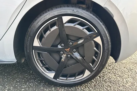 13 of 43 for CUPRA Born e-Boost 79kWh V1 Auto 5dr