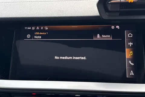 YX23ODU Audi S3 Vorsprung TFSI  310 PS S tronic Thumbnail #55