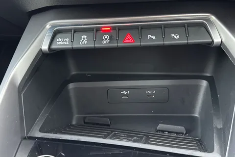 YX23ODU Audi S3 Vorsprung TFSI  310 PS S tronic Thumbnail #60