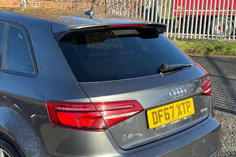 8 of 44 for Audi A3 1.5 TFSI CoD Black Edition Sportback Euro 6 (s/s) 5dr