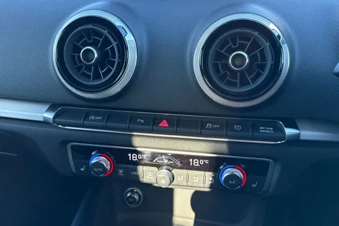 22 of 44 for Audi A3 1.5 TFSI CoD Black Edition Sportback Euro 6 (s/s) 5dr