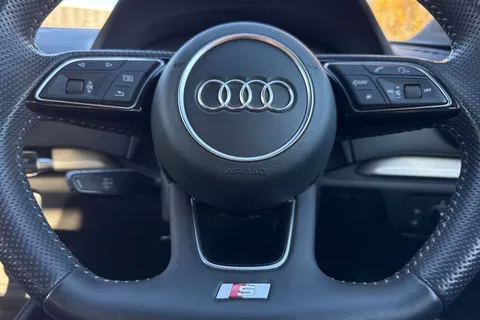 29 of 44 for Audi A3 1.5 TFSI CoD Black Edition Sportback Euro 6 (s/s) 5dr