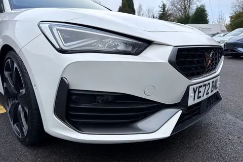 17 of 52 for CUPRA Leon 2.0 TSI VZ2 DSG Euro 6 (s/s) 5dr