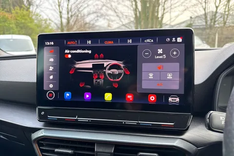 19 of 52 for CUPRA Leon 2.0 TSI VZ2 DSG Euro 6 (s/s) 5dr