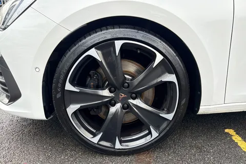 23 of 52 for CUPRA Leon 2.0 TSI VZ2 DSG Euro 6 (s/s) 5dr