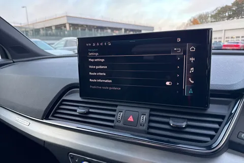 DF22FFA Audi Q5 2.0 TFSI 45 S line S Tronic quattro Euro 6 (s/s) 5dr Thumbnail #42