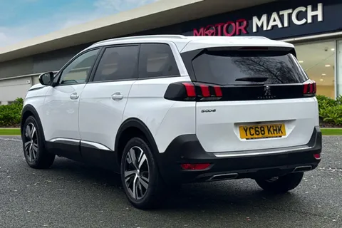 2 of 53 for PEUGEOT 5008 1.5 BlueHDi Allure Euro 6 (s/s) 5dr