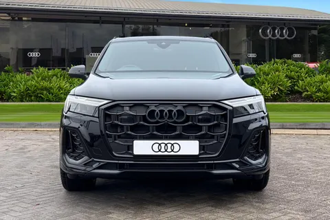  Audi Q7 3.0 TDI V6 Black Edition Tiptronic quattro Euro 6 (s/s) 5dr Thumbnail #5