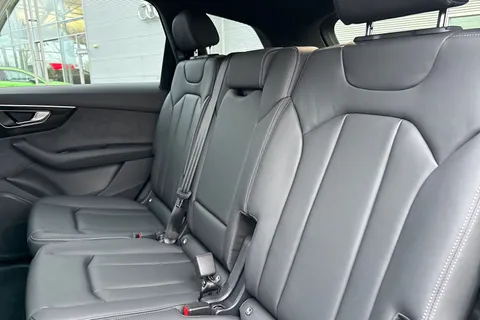  Audi Q7 3.0 TDI V6 Black Edition Tiptronic quattro Euro 6 (s/s) 5dr Thumbnail #18