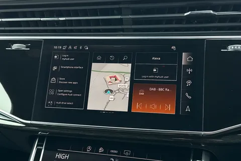  Audi Q7 3.0 TDI V6 Black Edition Tiptronic quattro Euro 6 (s/s) 5dr Thumbnail #29