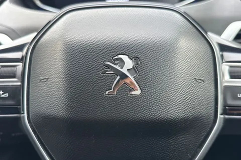 40 of 53 for PEUGEOT 5008 1.5 BlueHDi Allure Euro 6 (s/s) 5dr