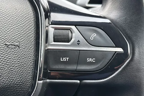 42 of 53 for PEUGEOT 5008 1.5 BlueHDi Allure Euro 6 (s/s) 5dr