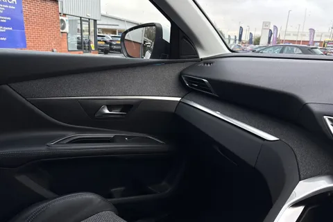 45 of 53 for PEUGEOT 5008 1.5 BlueHDi Allure Euro 6 (s/s) 5dr