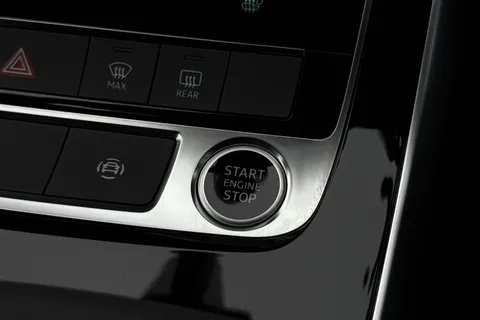  Audi Q7 3.0 TDI V6 Black Edition Tiptronic quattro Euro 6 (s/s) 5dr Thumbnail #50