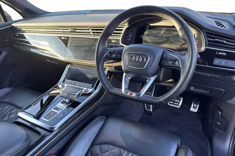 PJ22URM Audi SQ7 Black Edition TFSI  507 PS tiptronic Thumbnail #14