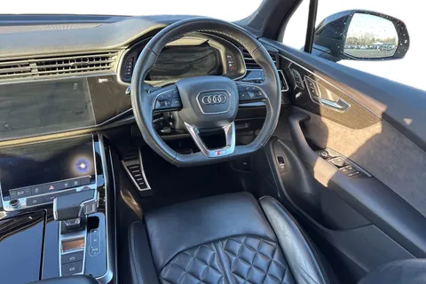 PJ22URM Audi SQ7 Black Edition TFSI  507 PS tiptronic Thumbnail #18