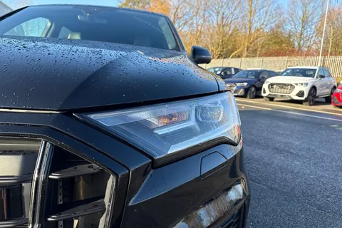 PJ22URM Audi SQ7 Black Edition TFSI  507 PS tiptronic Thumbnail #25
