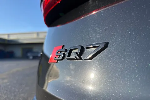 PJ22URM Audi SQ7 Black Edition TFSI  507 PS tiptronic Thumbnail #35