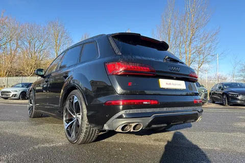 PJ22URM Audi SQ7 Black Edition TFSI  507 PS tiptronic Thumbnail #37