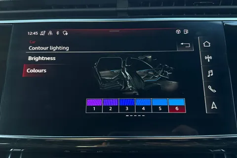 PJ22URM Audi SQ7 Black Edition TFSI  507 PS tiptronic Thumbnail #60